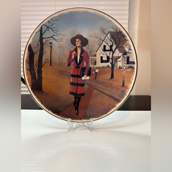 1981 Collectors Plate – Depicting 1926 Sales Representative – 5th in Series - Picture 1 of 5